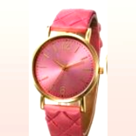Platinum Accessories - NWT Premium analogue quartz movement alloy/vegan leather watch